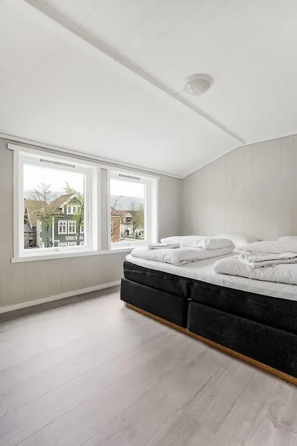 Apartment Amazing, Central House With Big Private Balcony Bergen